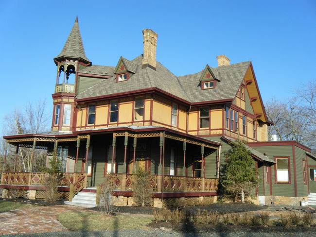 The Kreishcher Mansion in Staten Island is supposedly haunted by Lady Kreishcer who is still mourning her husband Edwin (who shot himself in the head). The Kreischer family once paid their butler to kill a business associate as well. Be a part of that history for just $2,499,000.