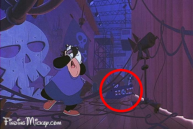 10.) Tick-Tock, the crocodile from Peter Pan, is backstage during The Goofy Movie concert.