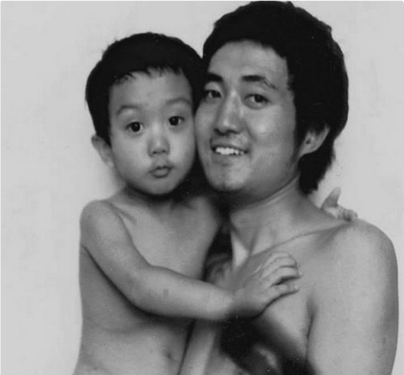 mj-godupdates-father-son-photo-27-years-1988