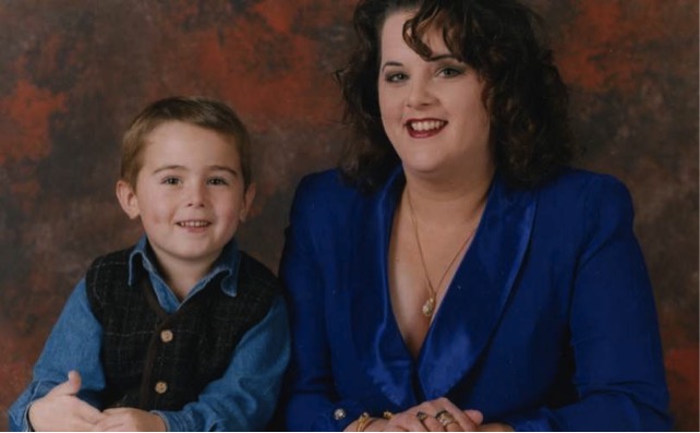 mj-godupdates-mom-sees-ultrasound-and-leaves-abortion-clinic-41