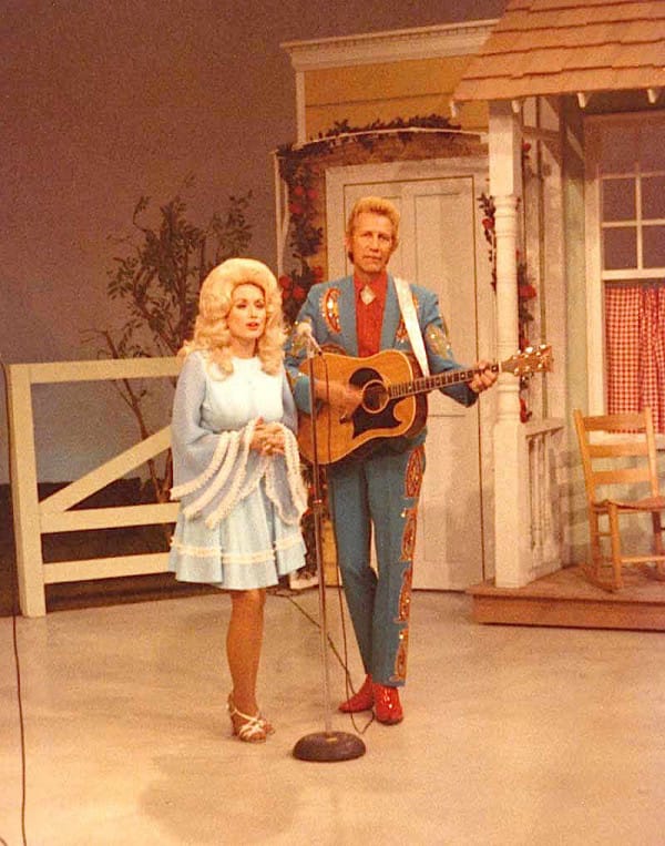 Porter-and-Dolly-600x763