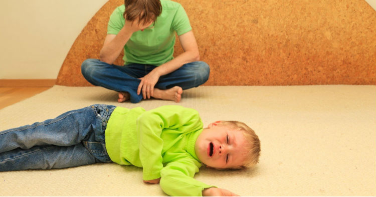 5-ways-you-are-ruining-your-kids-life-11