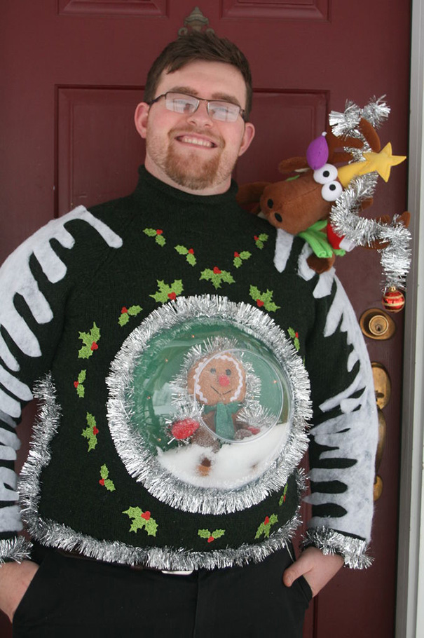 ugliest_christmas_sweaters_12 Viral Tales