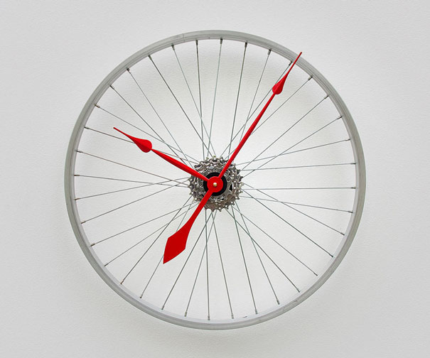 wheel clock