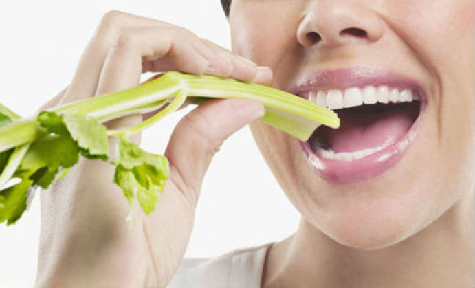 celery-eating3